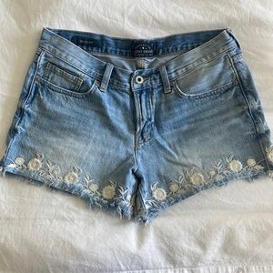 Lucky Brand, cutoff short, size 4/27